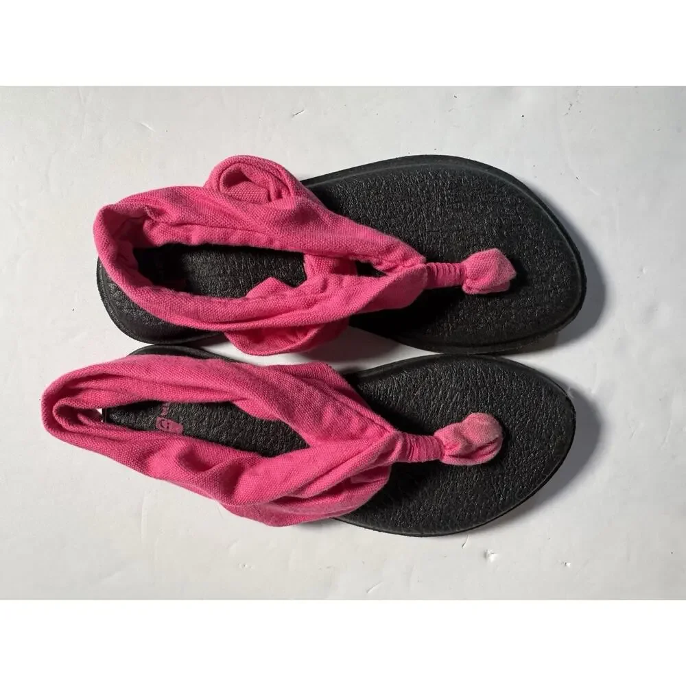 Sanuk Girls Slingback Sandals Size 1-2 Pink Black Yoga Thong Flip Flops